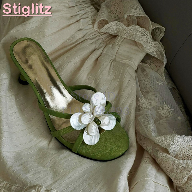 Sepatu Sandal Hak Tinggi Bunga - Slip Dress Satin ulasan dan harga